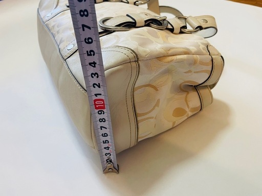Coach コーチ ショルダーバッグ ホワイト 中型 保存袋付き