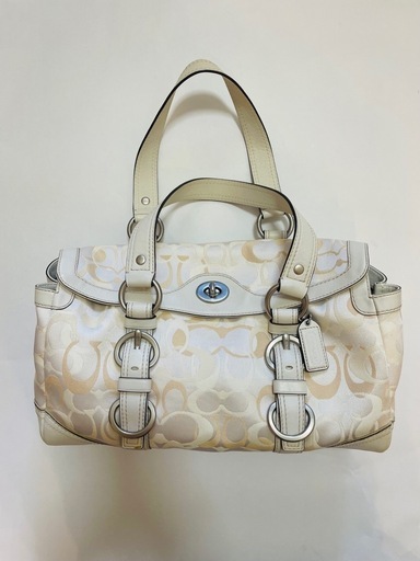Coach コーチ ショルダーバッグ ホワイト 中型 保存袋付き