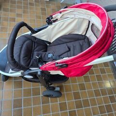 三輪ベビーカー　グレコ　シティートレック　GRACO レインカバーつき