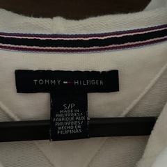 TOMMY HILFIGER　パーカーの画像