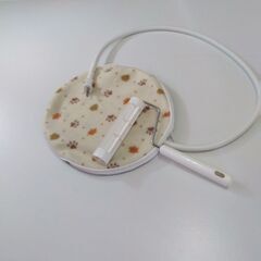 猫、犬用、あったか爆睡します保温マット、それと家