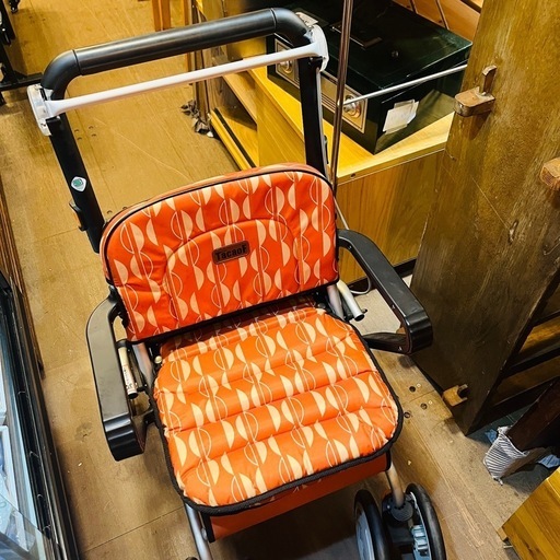 《売約済》【武蔵小山店】シルバーカー  レコルティII　幸和製作所 テイコブ TacaoF シルバーカート おしゃれ 軽量 コンパクト ショッピングカート キャリー キャリーカート キャリーバッグ 折りたたみ　歩行介助 補助具 手押し車