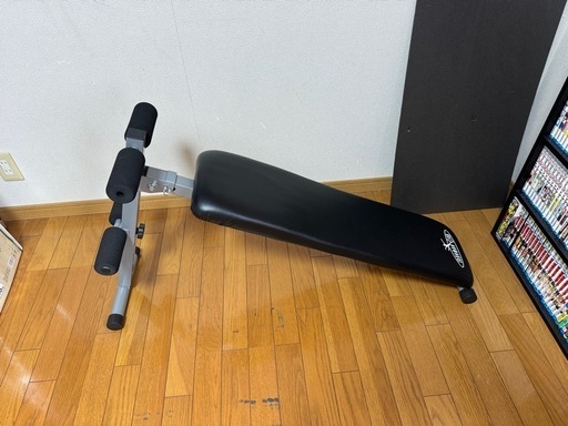 腹筋ベンチ＋フィットネスグッズ
