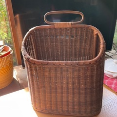 籐籠の画像