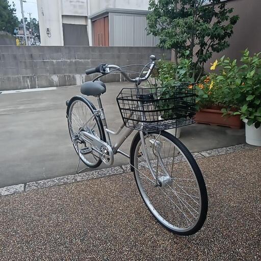 ??未登録、ピカピカ，おしゃれタウンサイクル６段変速（配達可能)