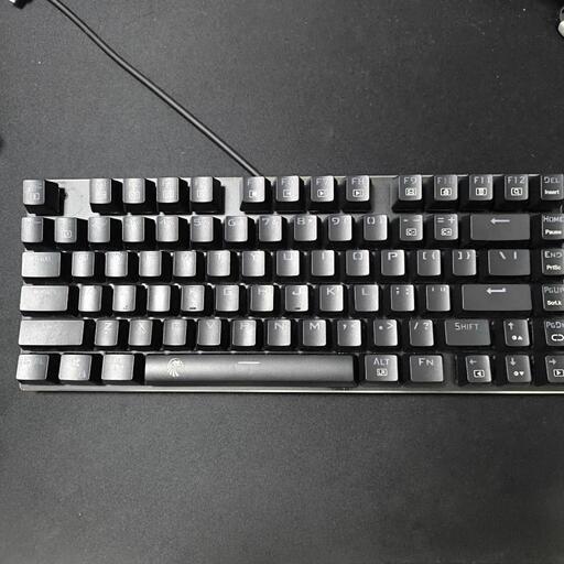 e元素　E-YOOSO　Z-88　赤軸　ゲーミングキーボード　メカニカルキーボード