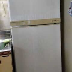 SHARP　冷蔵庫