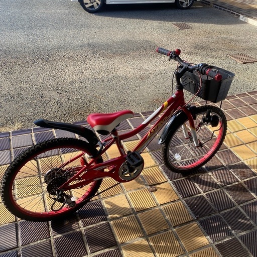 シマノ　子供　男の子　自転車　6段変速　マウンテンバイク　ジュニア　22インチ