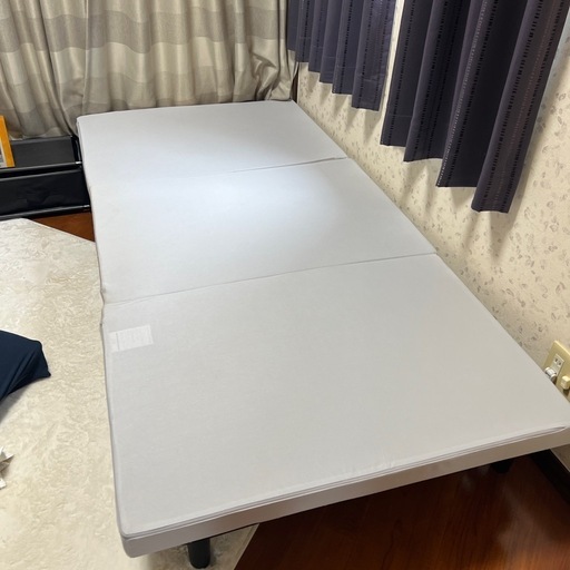 シングルベッド