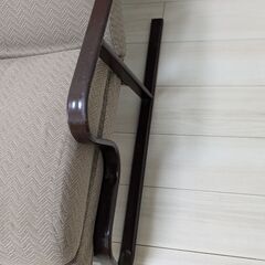 良好な状態の快適な椅子の画像