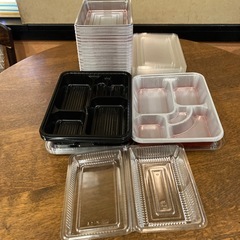 使い捨てお弁当箱各種の画像
