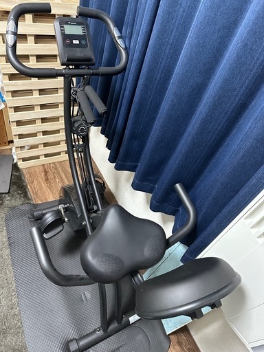 フィットネスバイク　MERACH S05