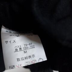 レディース トップス M 黒 リボンの画像