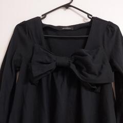 レディース トップス M 黒 リボンの画像