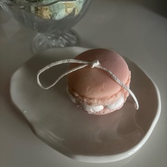 アイスクリームとマカロンのキャンドルの画像