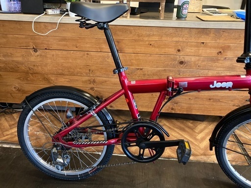 【訳あり！Jeep 前後タイヤ・チューブ新品！】6段変速　20インチ折りたたみ自転車　レッド