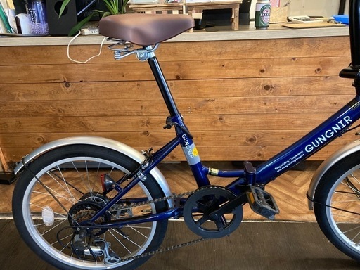 【チェーン新品！ LEDオートライト】6段変速　20インチ折りたたみ自転車　ネイビー