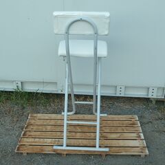 ニトリ 折りたたみ式イス ハイチェア シャムの画像
