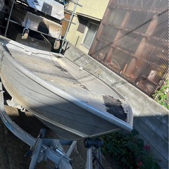 クイントレックスV10トレーラー付きの画像