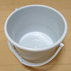 【お渡し予定者決定済】バケツ 8リットル