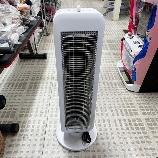 【ジモティー特別価格】アイリスオーヤマ 遠赤外線電気ストーブ IESB-S800-W 2022年製 800W