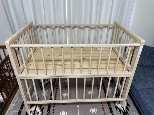 familiarファミリアベビーベッド