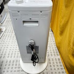 アラジン 遠赤グラフィットヒーター AEH-G100B 2022年製 1000Wの画像
