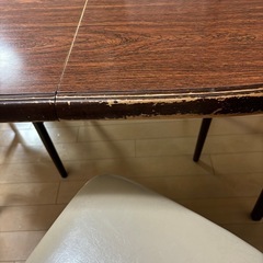 京都老舗の宮崎家具で買ったテーブル＋イス2脚セットです。の画像