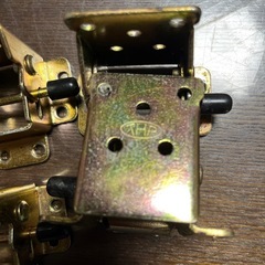 折れ脚金具四つセット　の画像