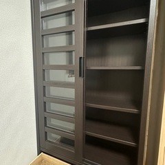本棚　スライド扉付き　収納棚　