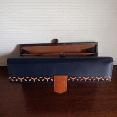 イヴ・サンローラン　長財布　未使用の画像