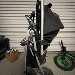 Pigeon 折りたたみ式 ベビーカー 黒の画像