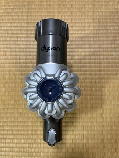 【半額値下】ダイソン掃除機＆タワースタンドセット