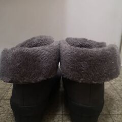 厚底ヒール約6cmショートボアブーツ グレー 24cmの画像