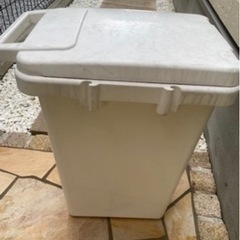 ゴミ箱　45L 家具 の画像