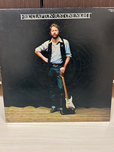 ERIC CLAPTON - JUST ONE NIGHT  見開き LP