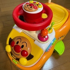 アンパンマン　車　おもちゃ