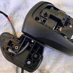 キャスト　左ドアミラー