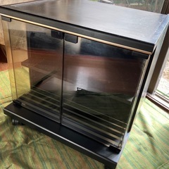 テレビ台