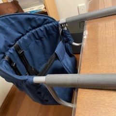 【値下げ】テーブルチェアの画像