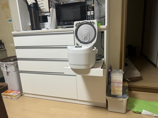 食器棚