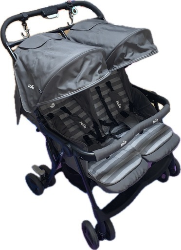 双子　ベビーカー