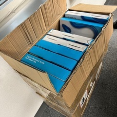 お渡し確定したので返信できません【新品未使用】体重計の画像