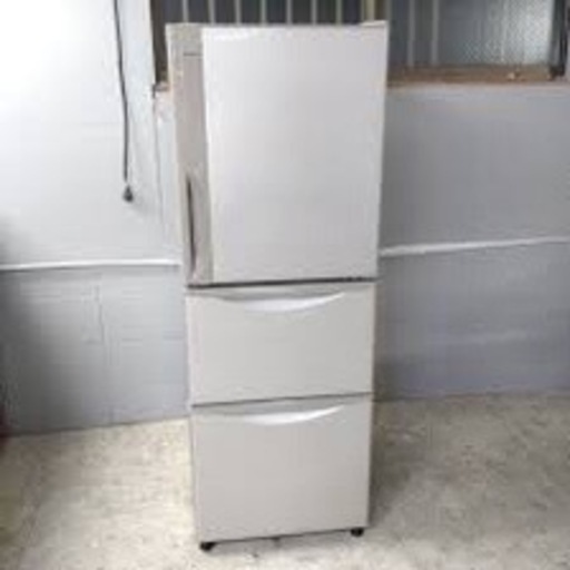 HITACHI中型冷蔵庫　美品　※配送可能