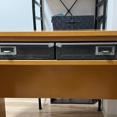 無印の机の画像