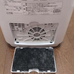 【9/30削除！最終価格】Panasonic　ふとん乾燥機　FD-F06A7　2022年製の画像