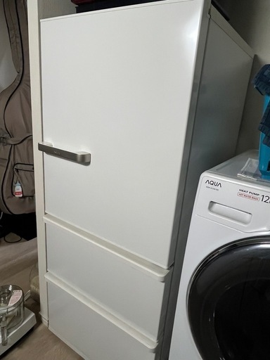 冷蔵庫売ります272L (AQUA AQR-27J)