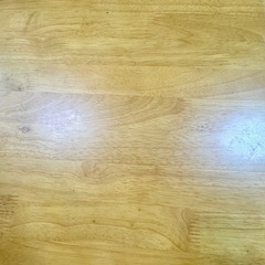 ダイニングテーブルの画像