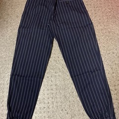新品、ユニクロイージーパンツの画像