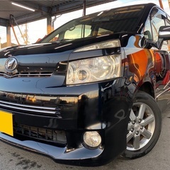 特別仕様車☆月々1.2万円〜分割払い可❗️車検2年付き！大人気☆トヨタ ヴォクシー ☆HDDナビ付き☆走行中DVD見れます☆バックカメラ付き☆両側電動スライドドア付き☆ドライブレコーダー付きのフル装備☆事故修復歴無し☆車内広々三列シート‼️の画像
